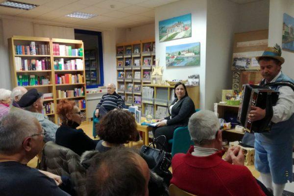 Veseli večer s Tonijem Karjolo