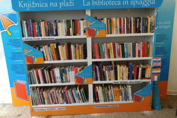 Knjižnica na plaži