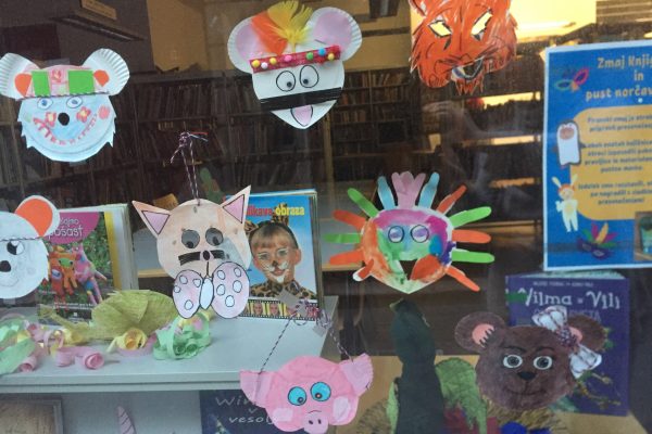 Branje in ustvarjanje tudi v pustni akciji zmaja Knjigodaja!