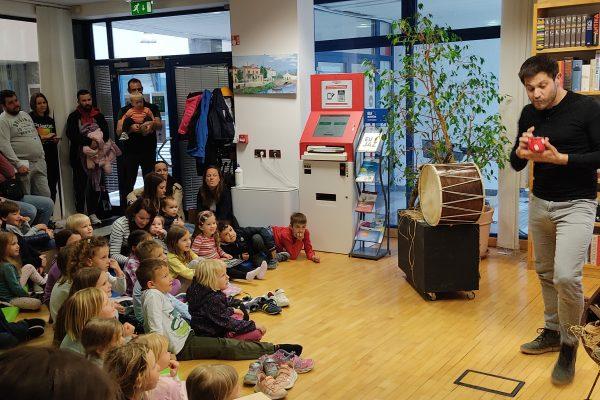 “Zgodba o prijateljstvu”, glasbeno-gledališka lutkovna pravljica