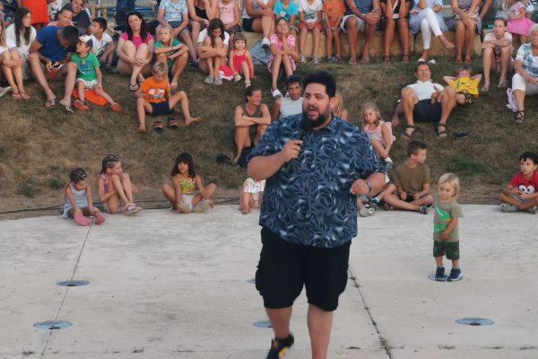 Lučke v Parku Sonce – Pižama pripoveduje