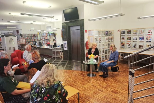 Literarni večer z Miriam Drev: o travmah, pogumu in novih začetkih